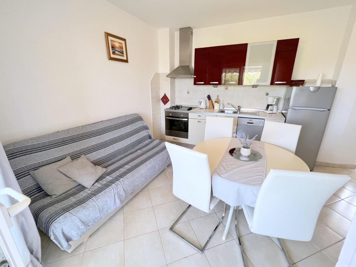 Miramar Apartments Banjol Extérieur photo