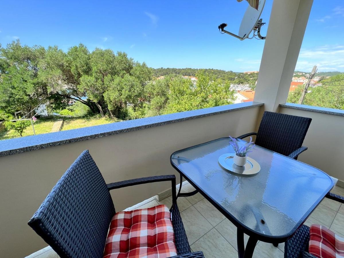 Miramar Apartments Banjol Extérieur photo