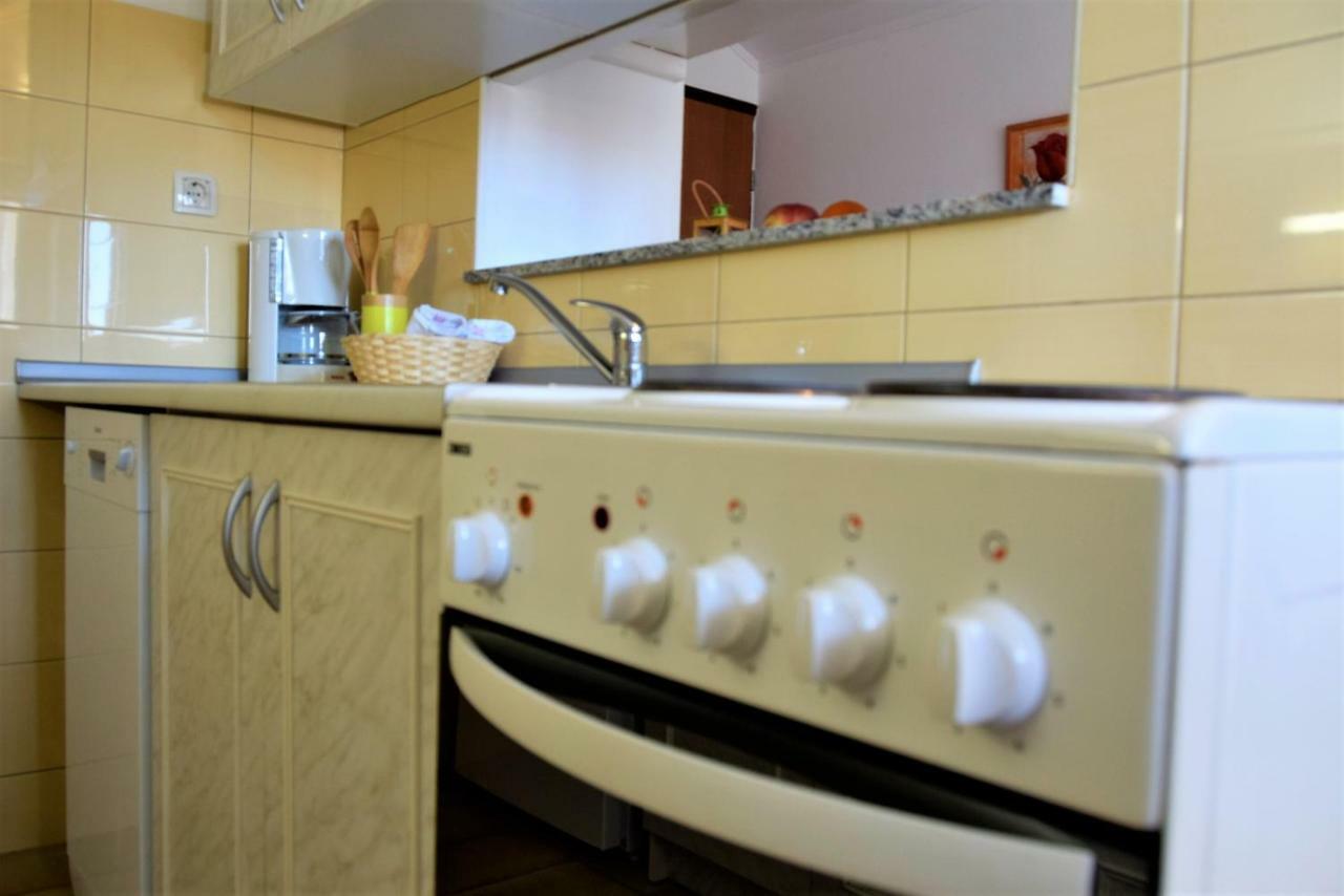 Miramar Apartments Banjol Extérieur photo