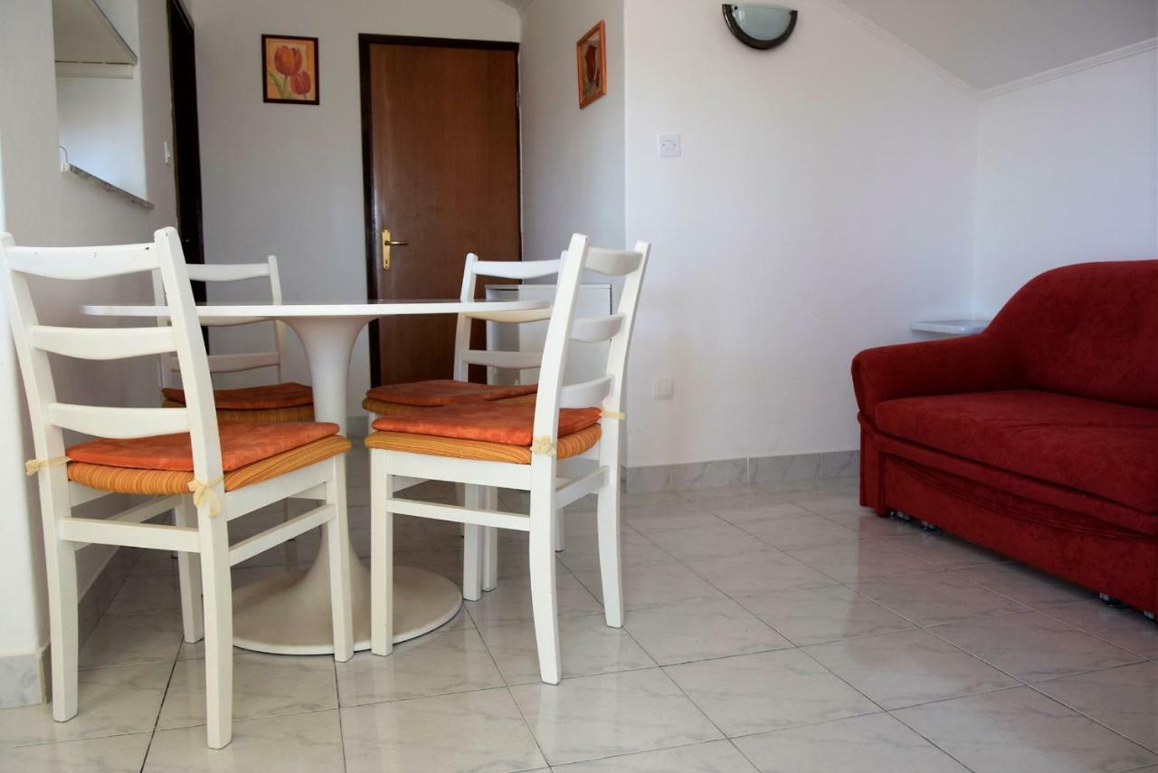 Miramar Apartments Banjol Extérieur photo