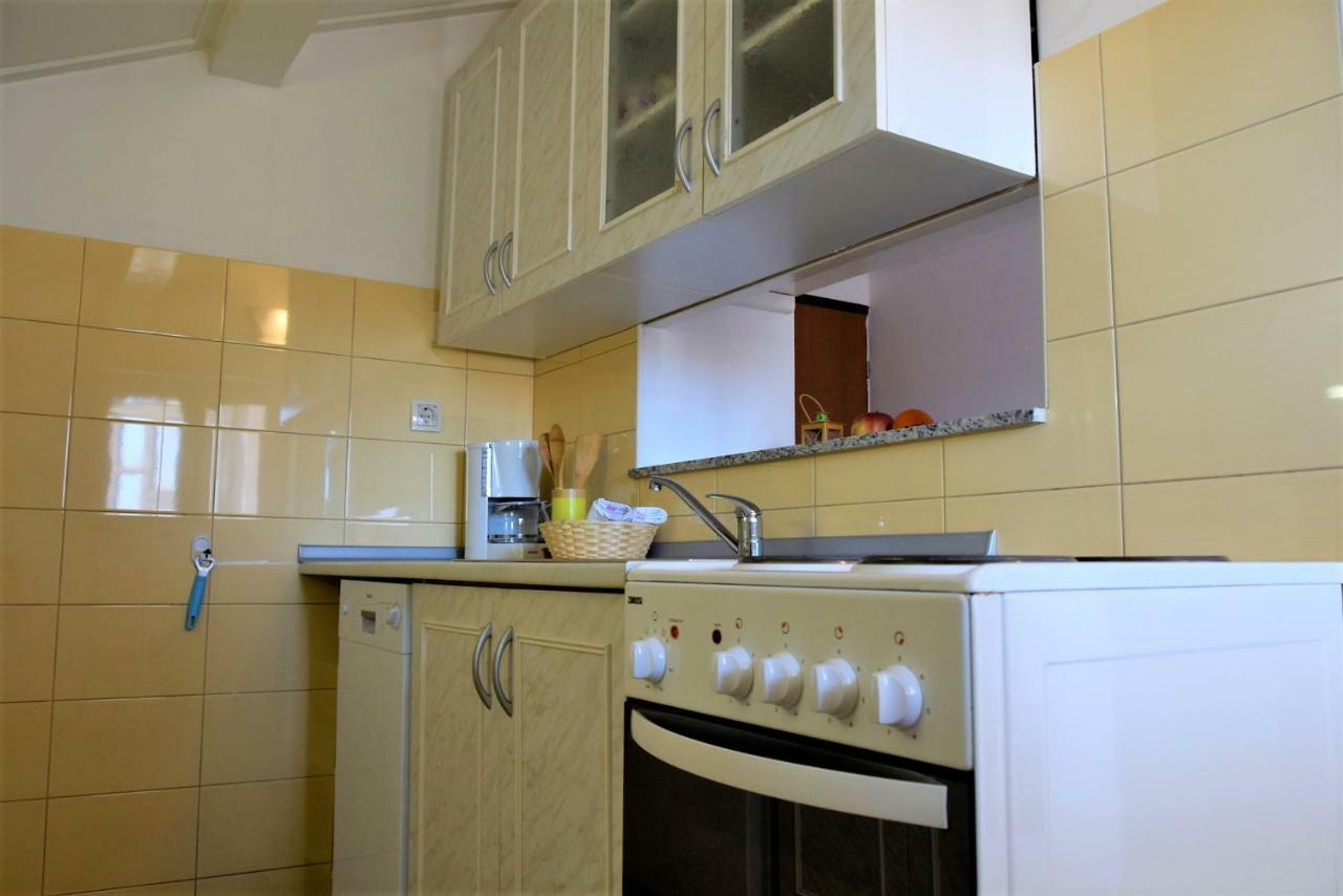 Miramar Apartments Banjol Extérieur photo